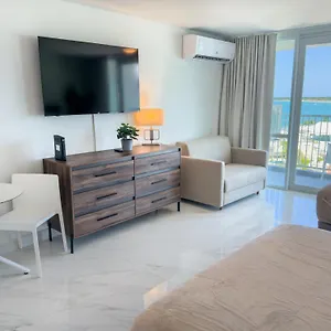 2* Aparthotel Esj Towers By Chana